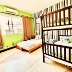 Baan Nampetch Hostel