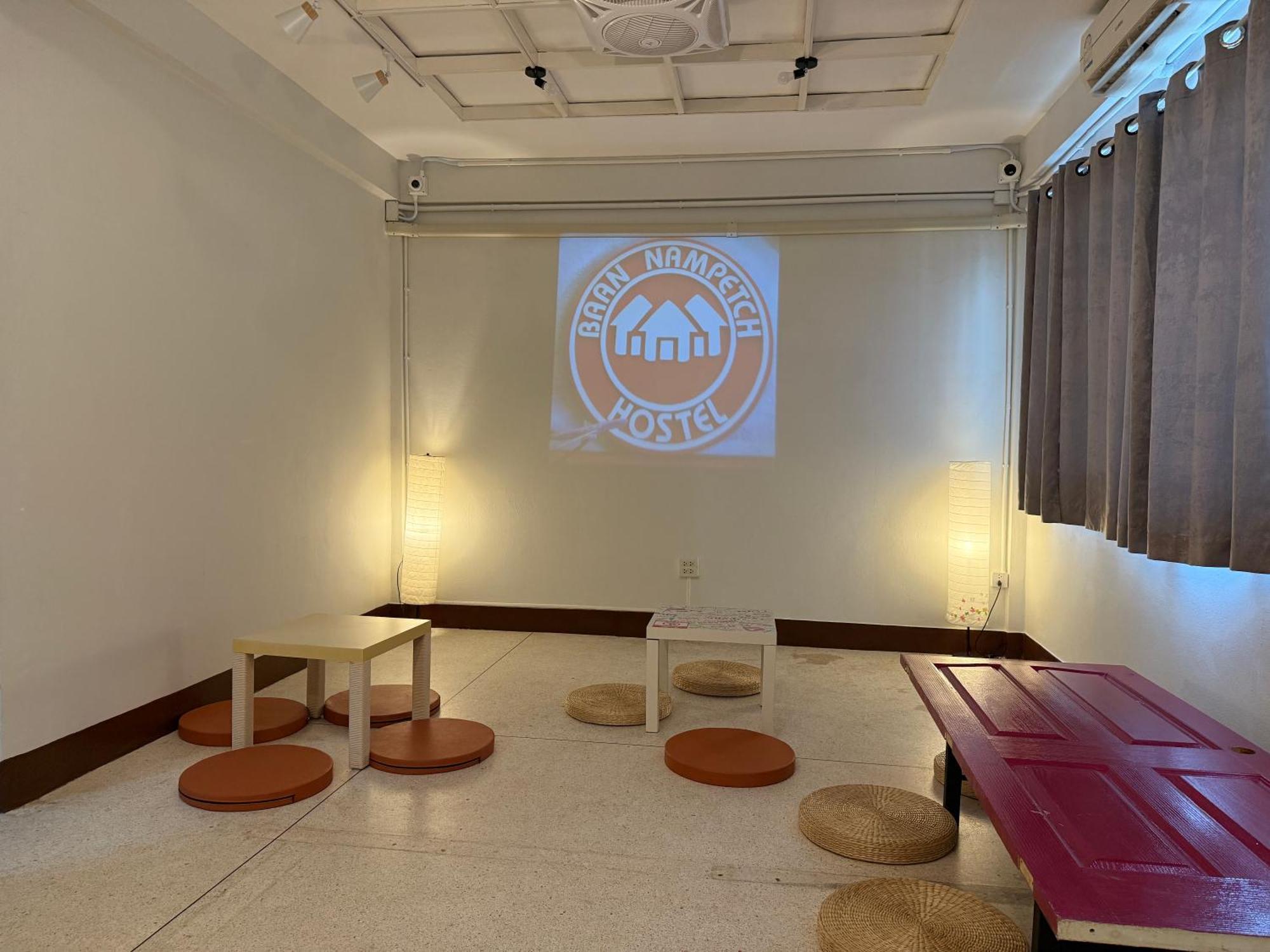 Baan Nampetch Hostel