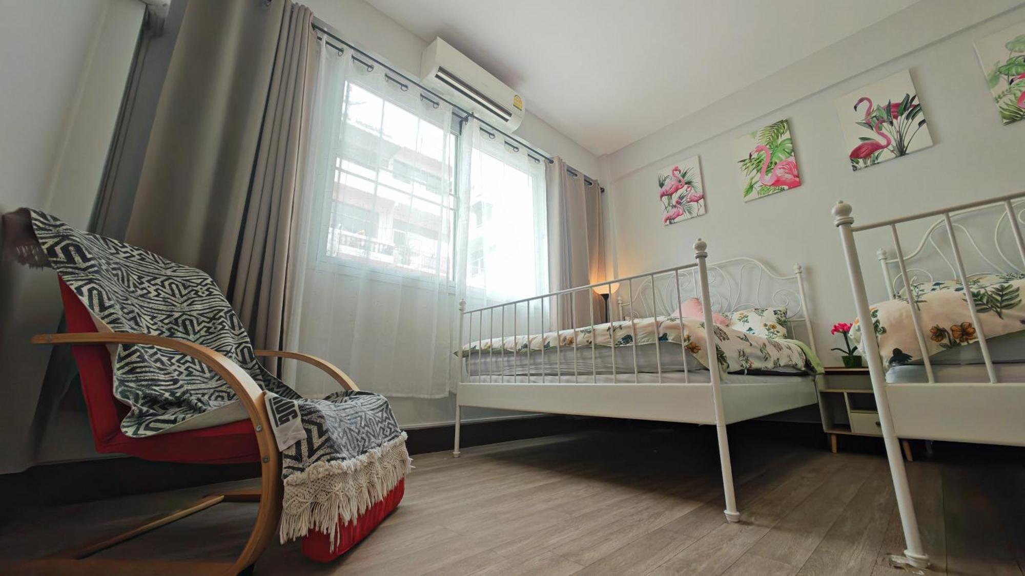 Hostel Baan Nampetch