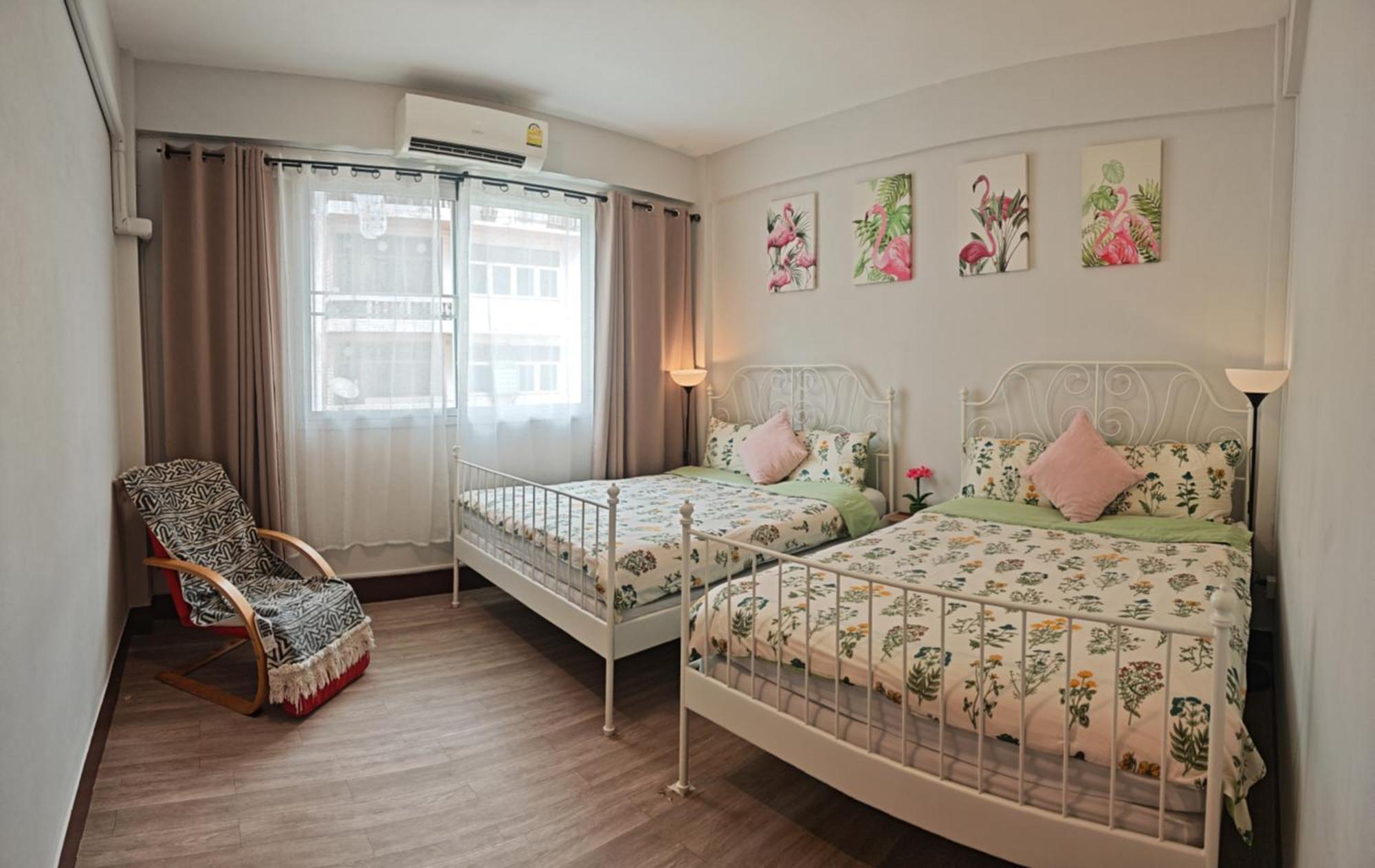 Hostel Baan Nampetch *